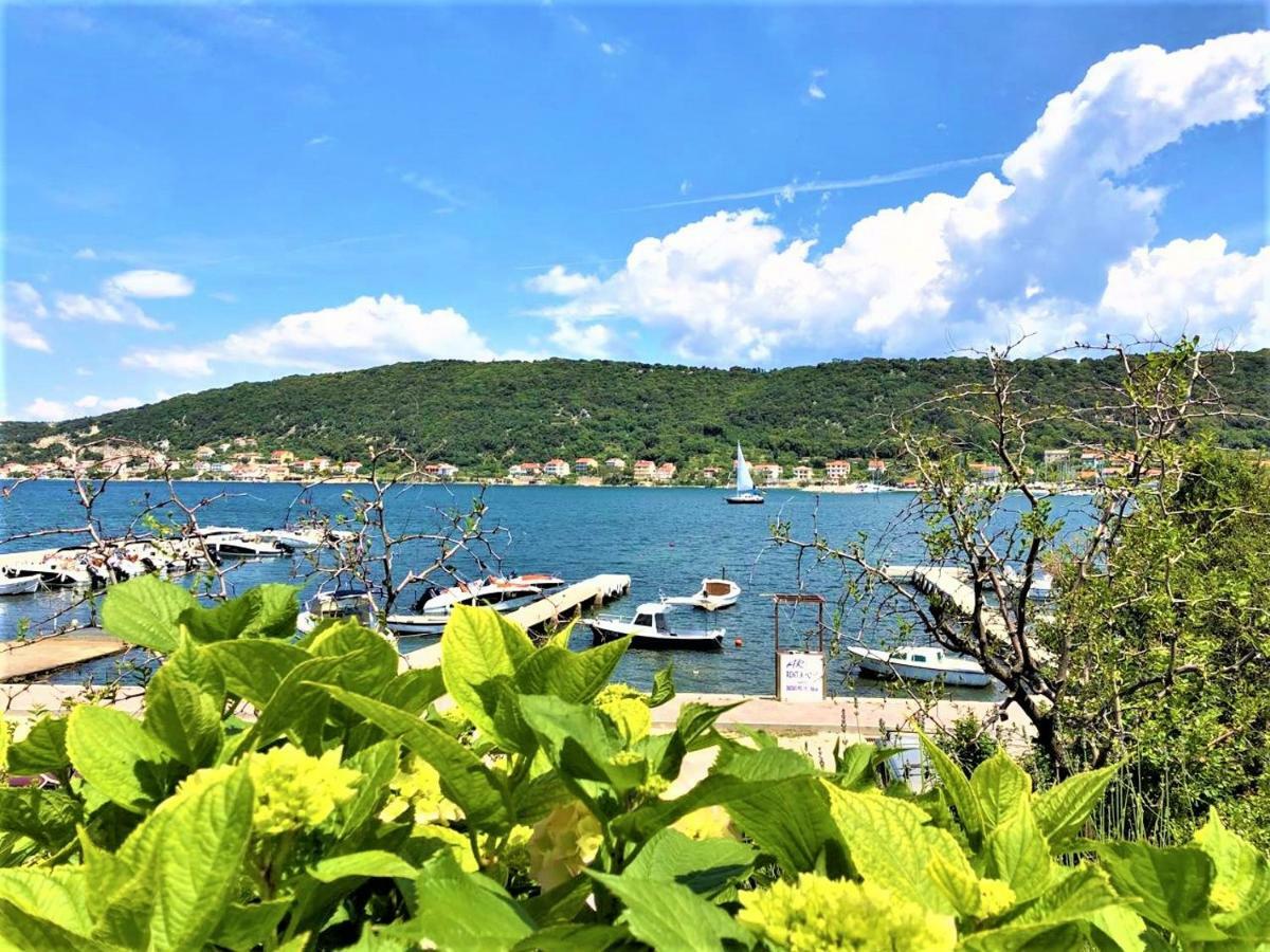 Apartments With Boat Mooring Marija Supetarska Draga Exteriér fotografie